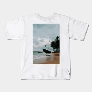 Ocean Beach Heaven - Aesthetic Kids T-Shirt